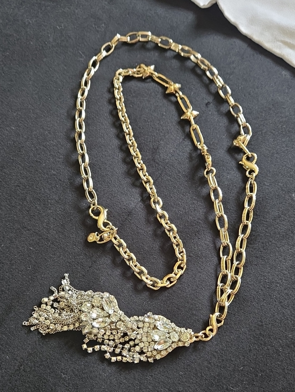 Cabi Wink necklace
